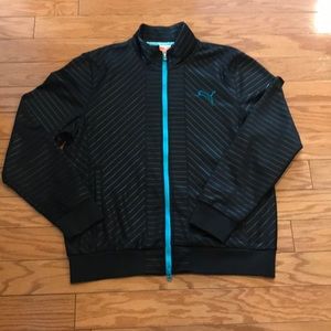 NWOT Men’s black Puma full zip up.